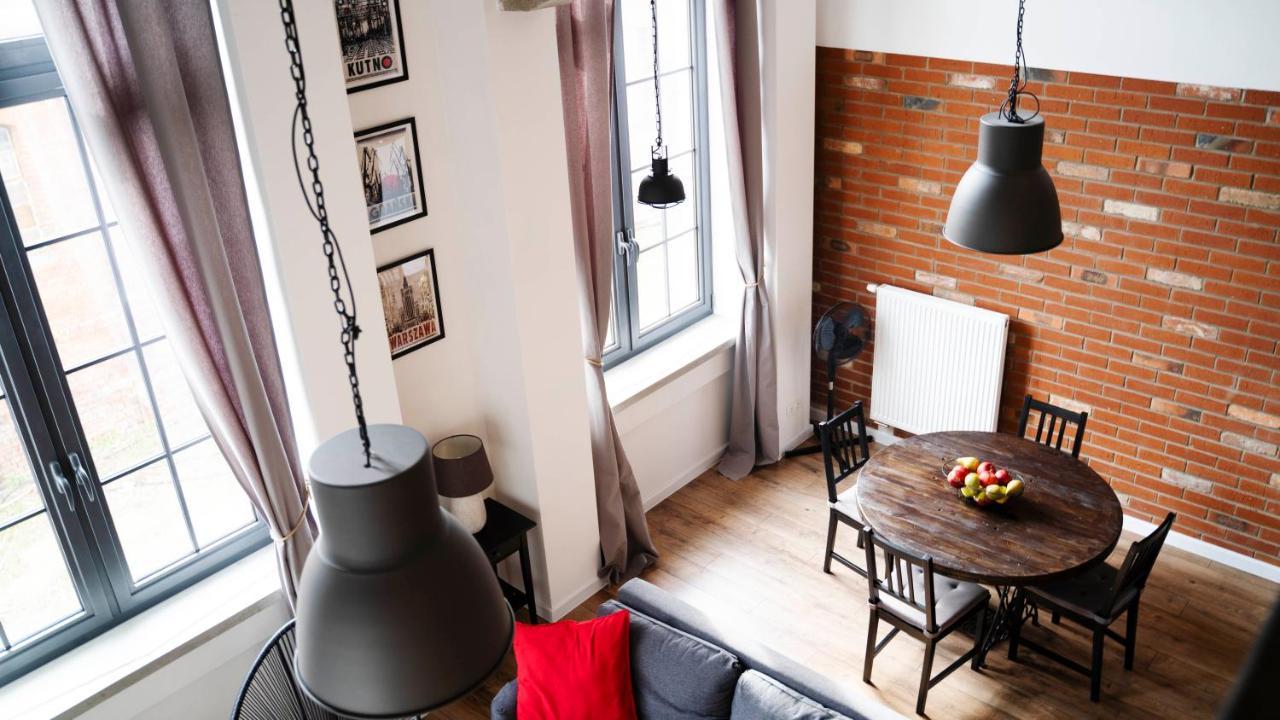 Redcity Loft Zyrardow Luaran gambar