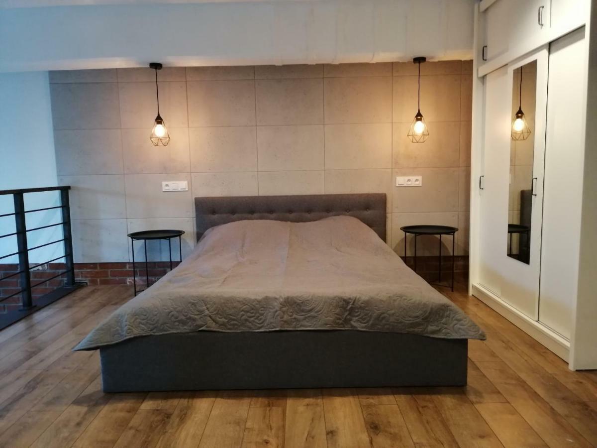 Redcity Loft Zyrardow Luaran gambar